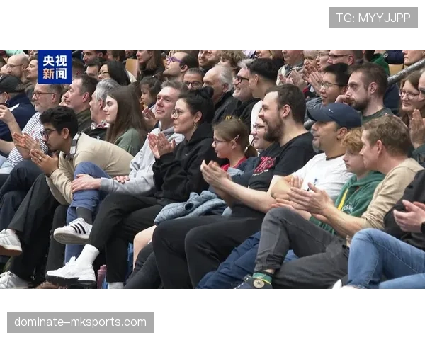 德甲新阵容闪耀赛场，年轻球员崛起引球迷热盼