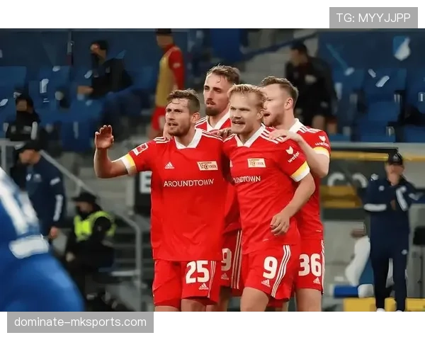 德甲转会签约变动:多队今夏引援策略调整,阵容深度持续提升 德甲转会签约变动:多队今夏引援策略调整,阵容深度持续提升